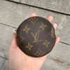 【Louis Vuitton】老花圓形零錢包-9