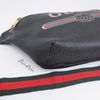 Gucci 經典胸口包-12