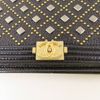 CHANEL 牛皮皮革Boy Chanel Wallet On Chain金扣鏈帶肩背袋-11
