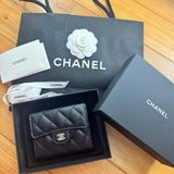 ✶芯片款✶ Chanel 香奈兒 經典口蓋三折短夾 黑銀荔枝皮