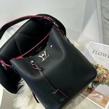LV Lockme 黑色全皮革水桶包