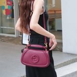 Gucci 展示品 Blondie 光滑皮革手提斜背包(815714-酒紅)