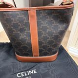 Celine老花小水桶