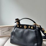 Fendi Peekaboo Studded 小羊皮 手提 肩背