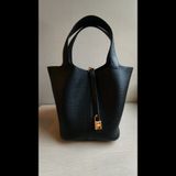HERMES 愛瑪仕 Picotin Lock 22 黑金 B刻