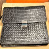 Bottega Veneta 真鱷魚皮手拿包/公事包