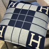 Hermes Avalon III 抱枕