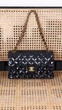 Chanel 4开黑金漆皮书包扣双子星cf中号单肩包