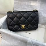 Chanel黑色羊皮愛心鏈mini coco