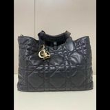 Dior迪奧 Toujours黑金藤格紋土著中號手提托特包