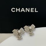 Chanel 香奈兒 銀色蝴蝶結滿鑽珍珠耳釘耳環 22P刻印