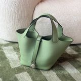 Hermès 愛馬仕 菜籃子18牛油果綠銀扣 鎖具塵袋D刻