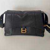 Balenciaga巴黎世家 Downtown 做舊金標光滑 小牛皮 單肩斜挎包 黑色