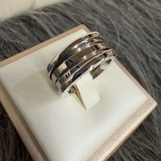 Bvlgari 750白K金三環B Zero1戒指328188-2