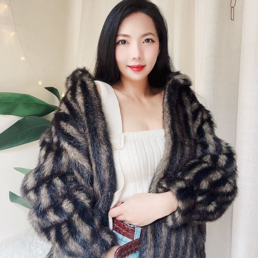 咖x黑雙色翻領華麗貴氣直紋澎澎手袖 古董環保皮草毛質大衣外套-1