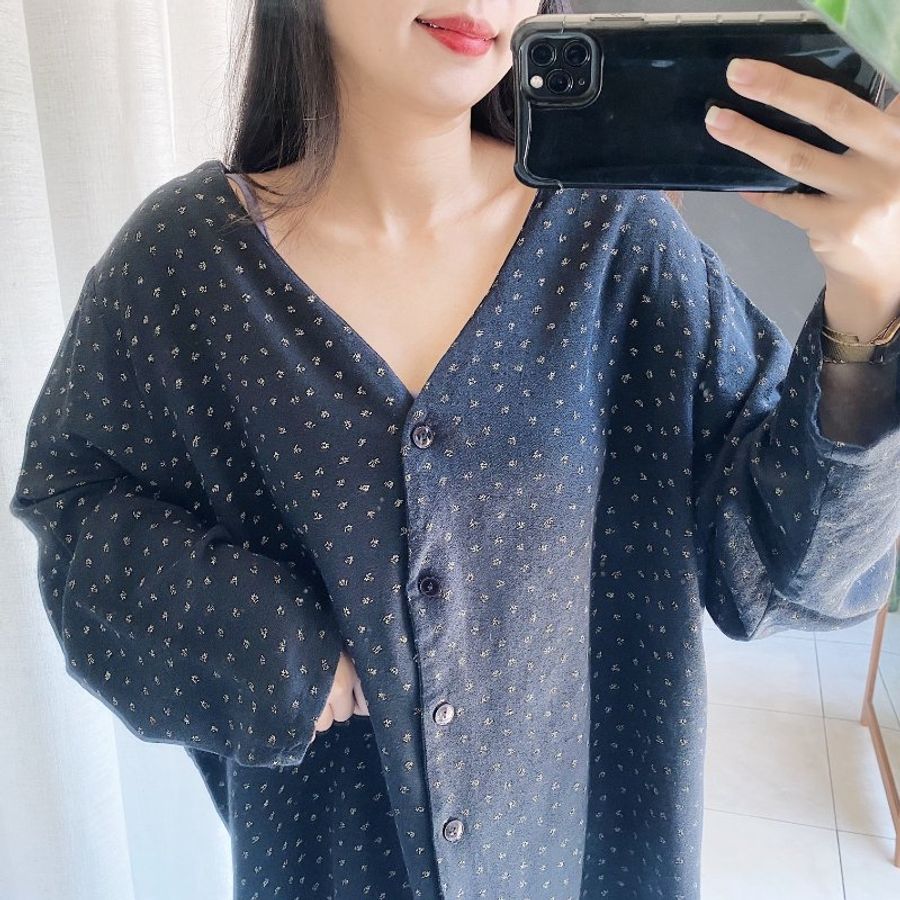 墨黑月夜寬鬆V領碎花 古著絲質襯衫上衣 vintage Shirt oversize-7
