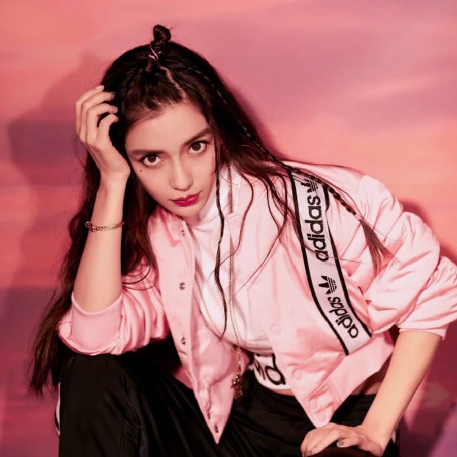 Angelababy x adidas Originals螢光粉紅色短版鋪棉運動外套-4