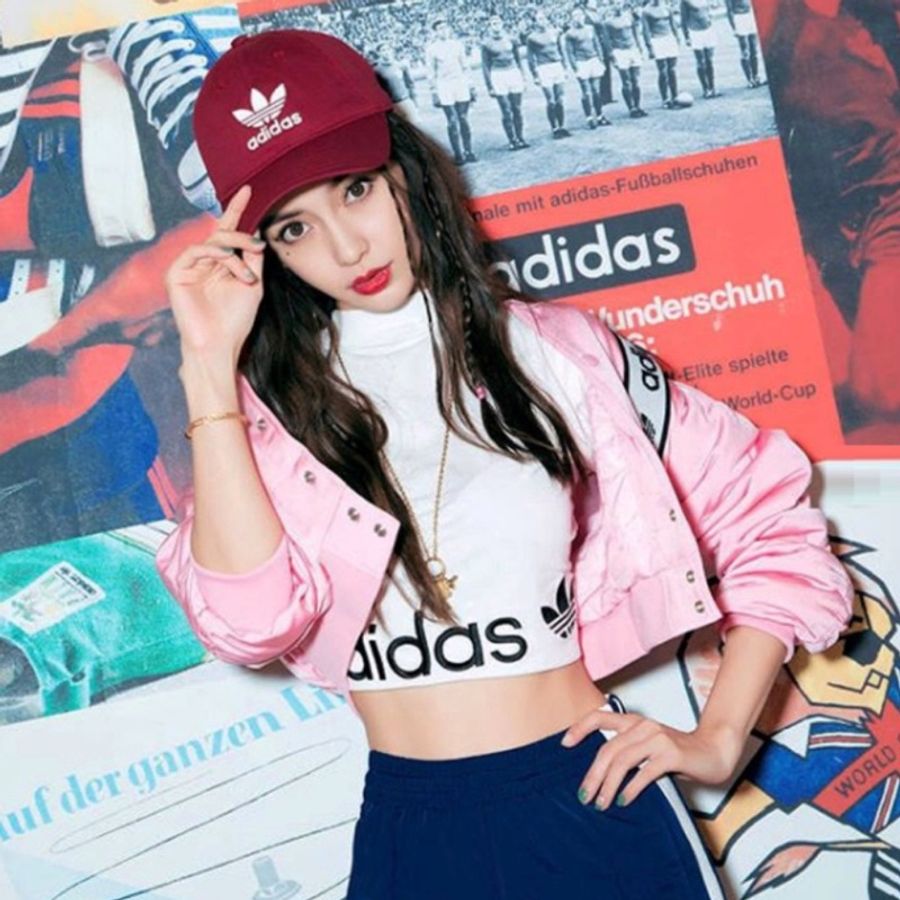 Angelababy x adidas Originals螢光粉紅色短版鋪棉運動外套-5