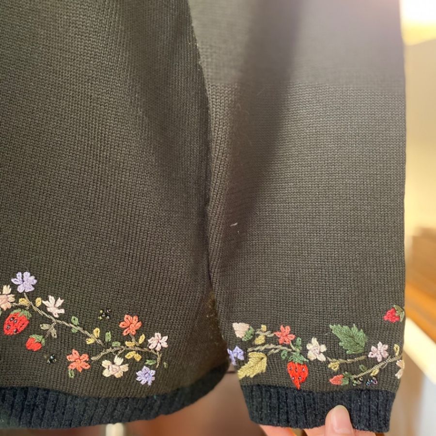 藏私‧Collection_小草莓刺繡串珠針織古著毛衣-5