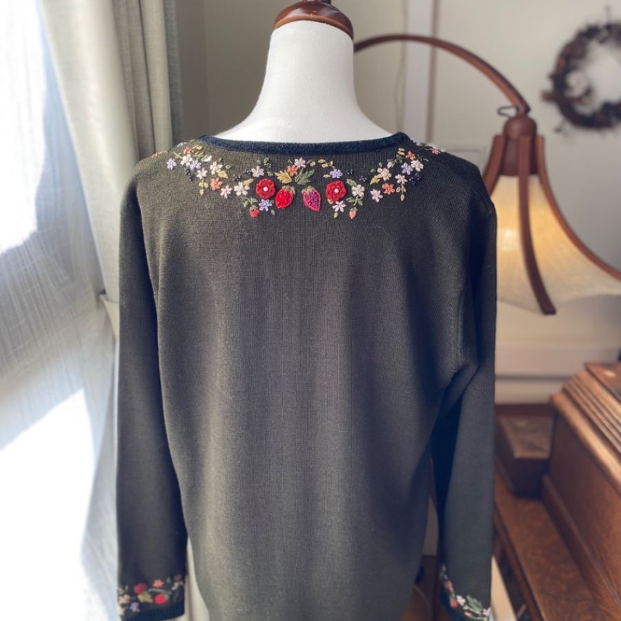 藏私‧Collection_小草莓刺繡串珠針織古著毛衣-7