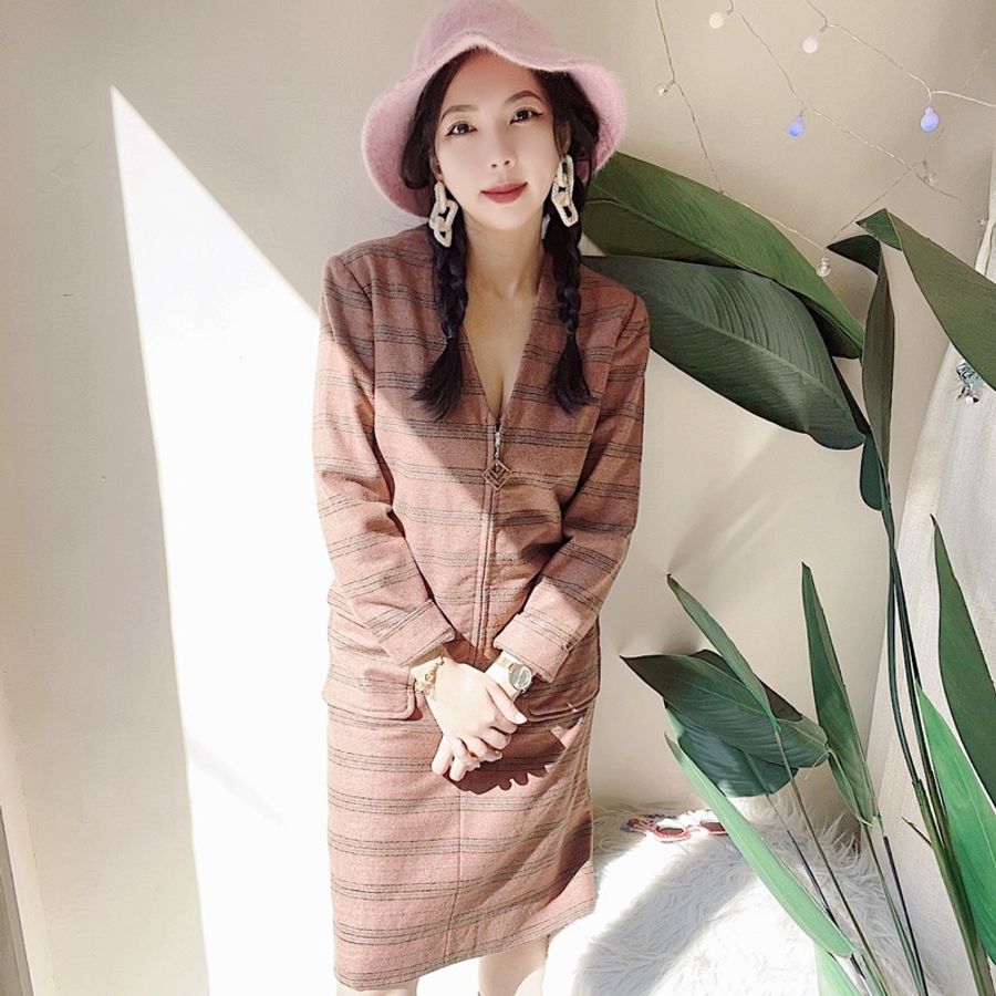 莫蘭迪灰藕粉經典優雅冬日女人 古董羊毛毛料連身洋裝長裙 dress-1