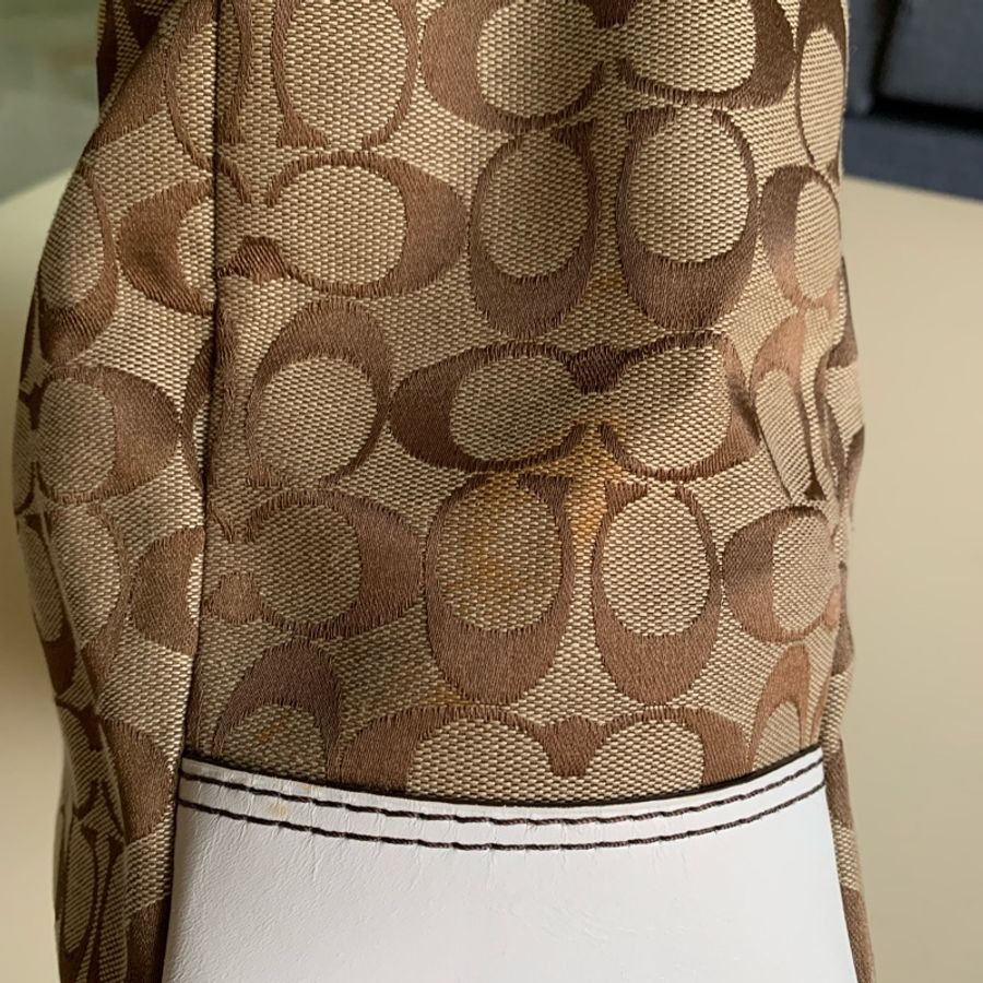 COACH monogram托特包-4