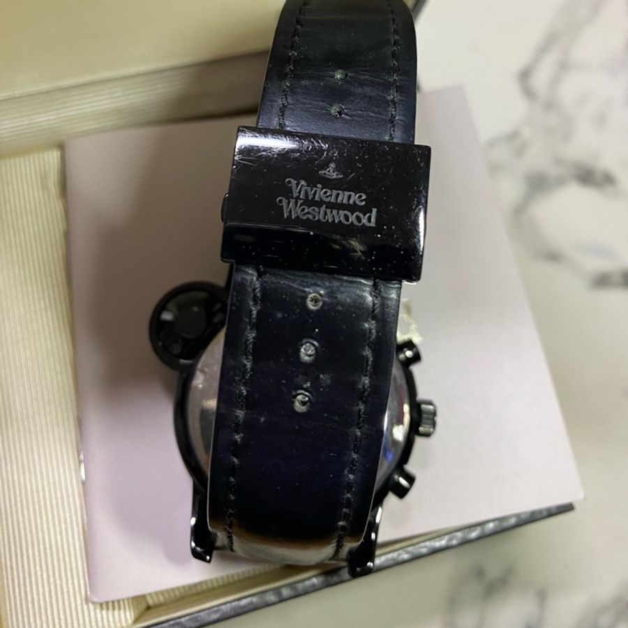 vivienne westwood 手錶 黑色 旋轉翻蓋錶-7