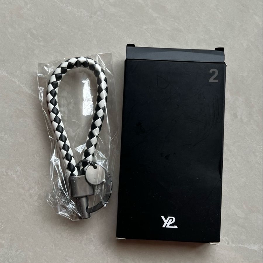 Coach 橘色亮皮迷你托特包-7