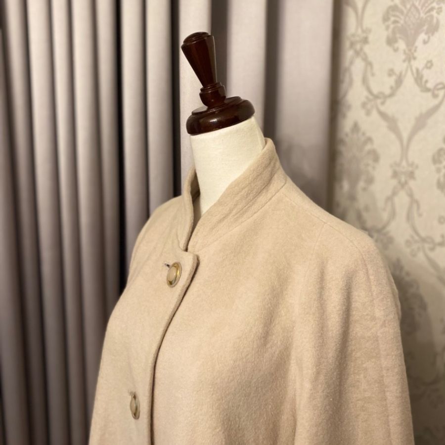 藏私·Collection_米色安哥拉兔毛70%立領傘狀古著大衣-3
