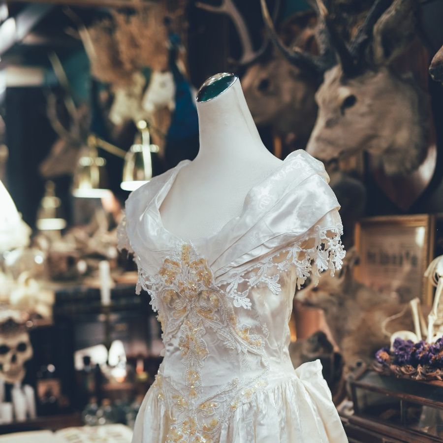 白色落肩古董婚紗古董禮服-2