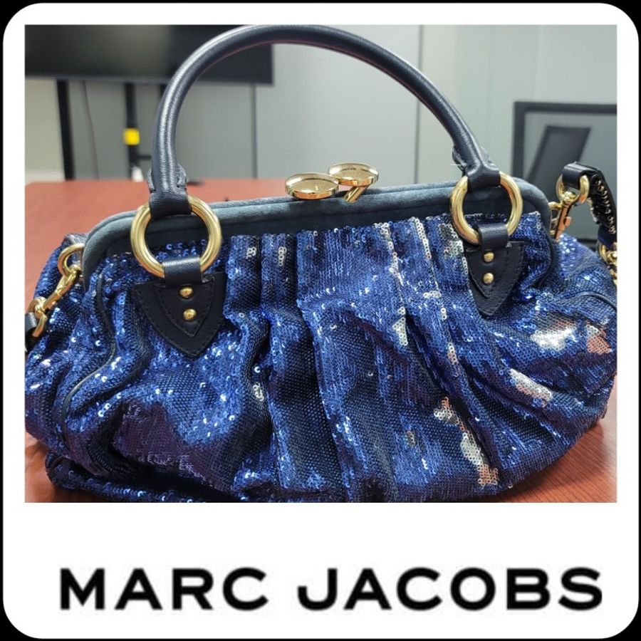marc jacobs 紐約搖滾銀色亮片印花包(原1795美金)-0