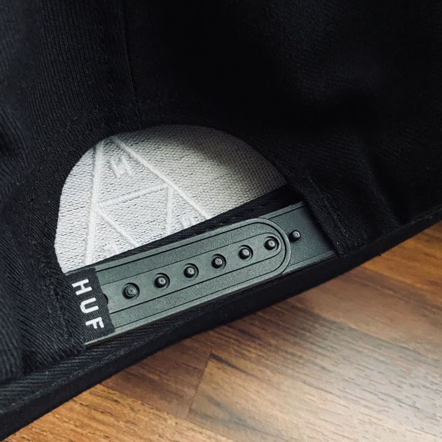 全新正版HUF - 經典三角字母LOGO 後扣帽 (黑)【Culture】美國帶回-2