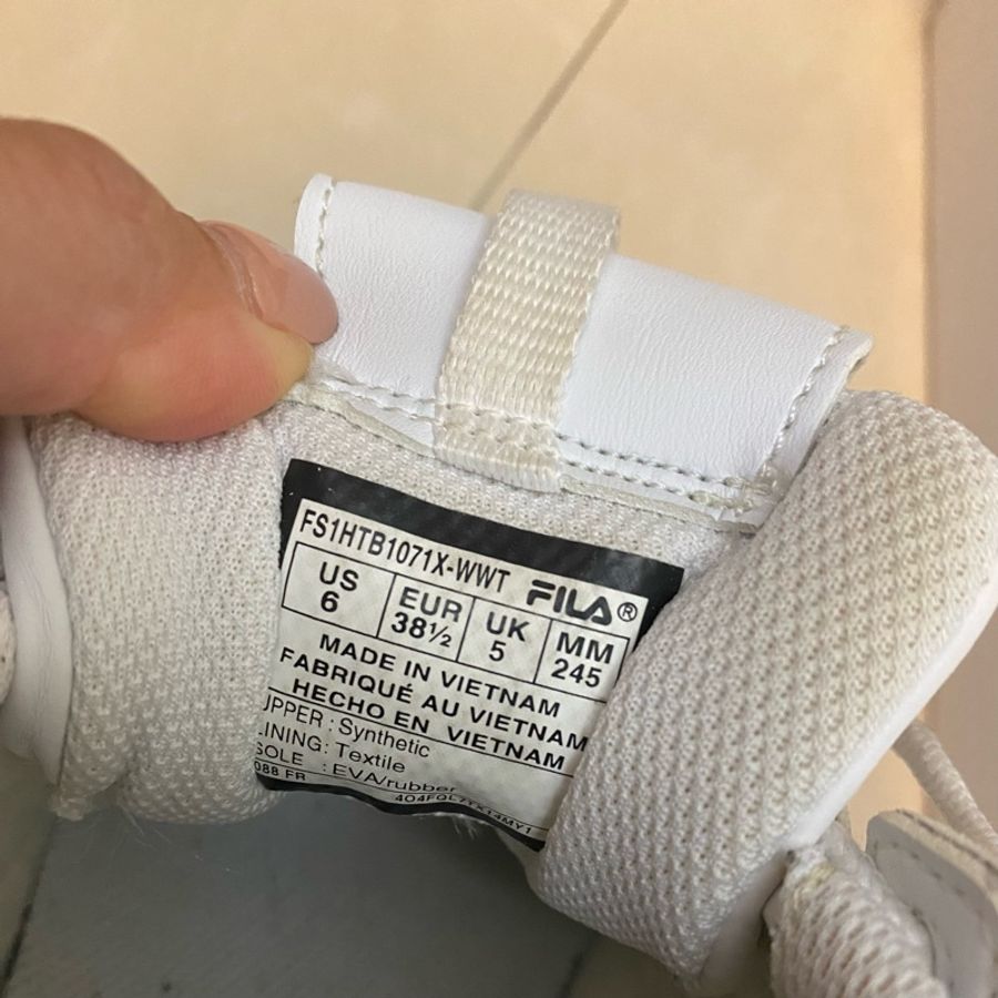 FILA DISRUPTOR II 中性運動鞋-白+全新Nike長襪(白)-3