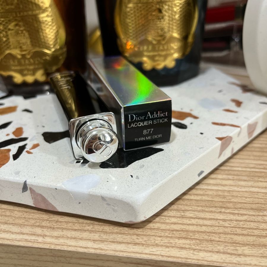 ❤️‍🔥全新 免運✨Dior Addict 絕版 癮誘超模漆光唇釉  #877 薄塗日常 厚塗氣場-4