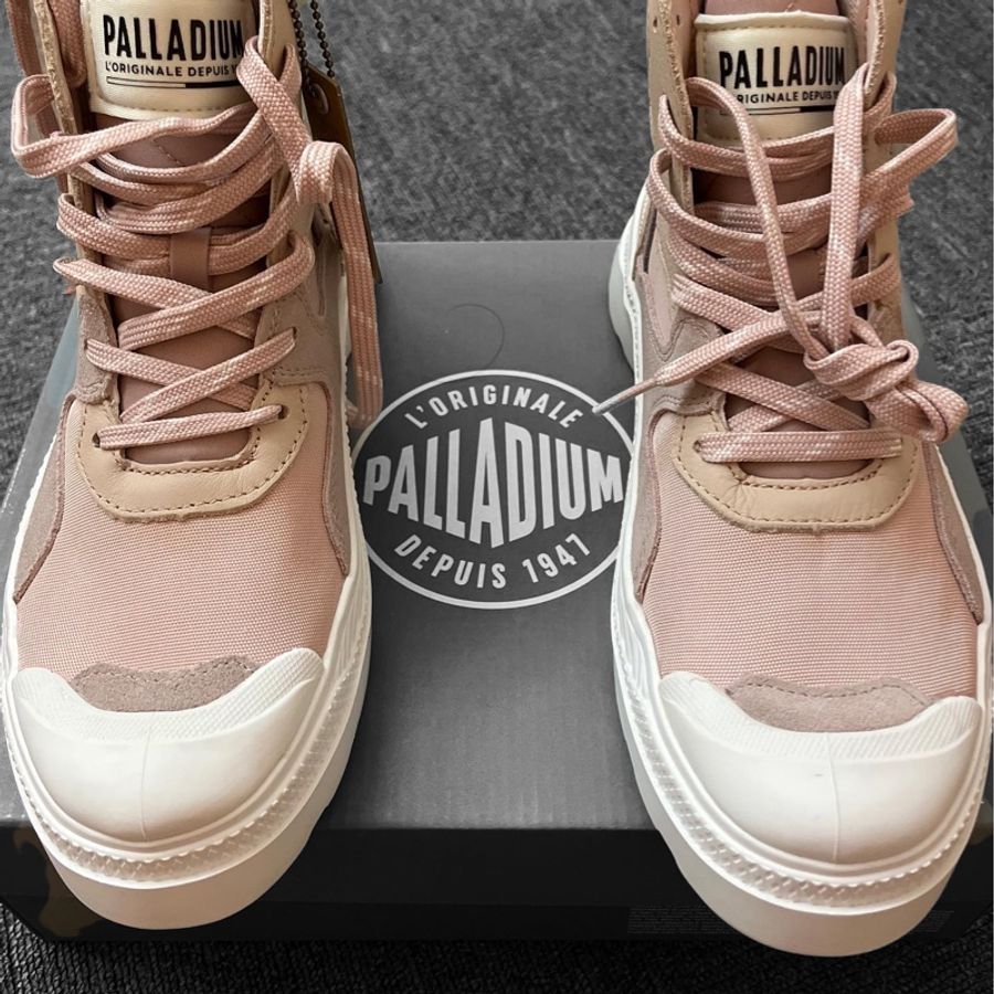 全新Palladium 粉紅登山鞋-0