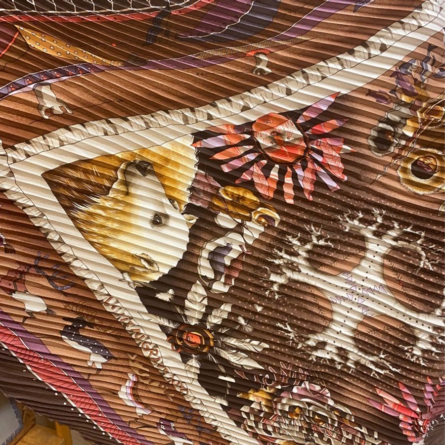 Hermes極美罕見皺褶絲巾-1