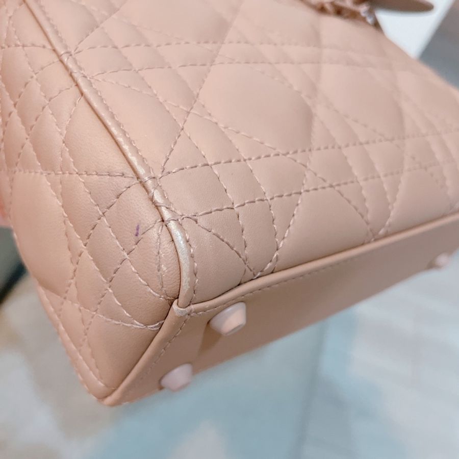 DIOR經典款黛妃包迷你 LADY DIOR 手袋胭脂色超啞光 Cannage 藤格紋圖案小牛皮-2