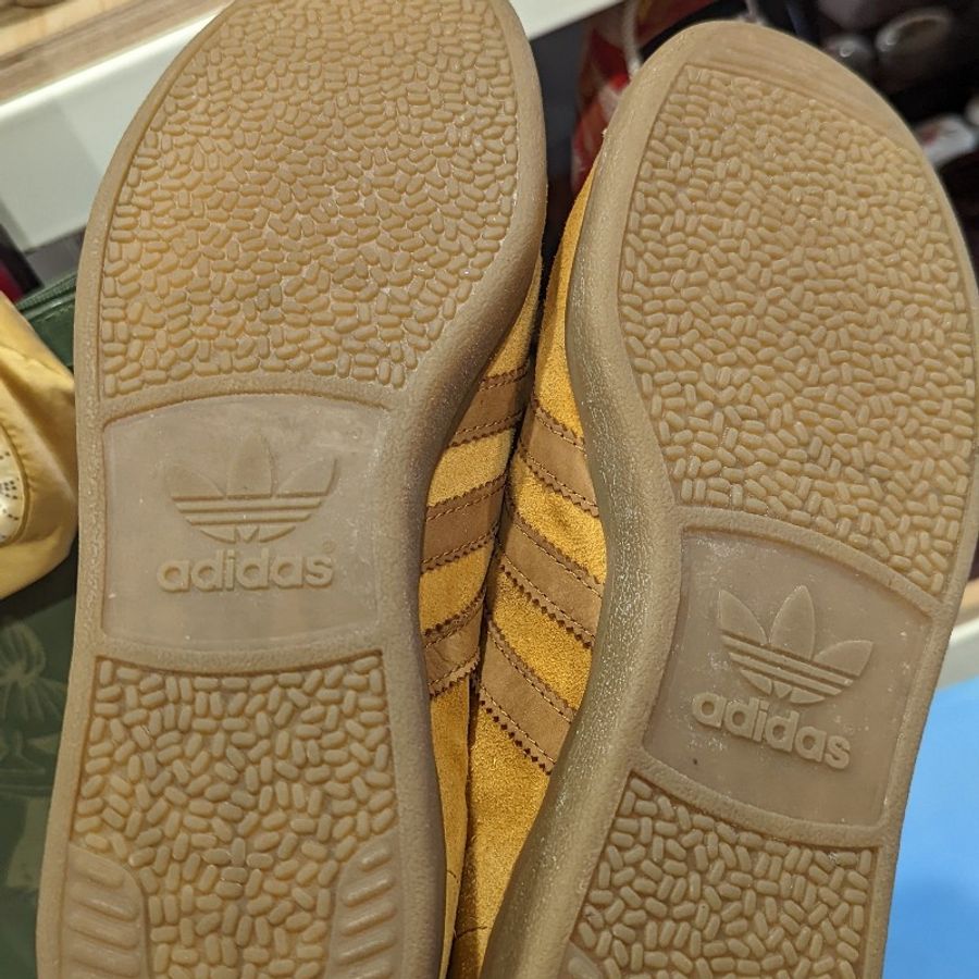 Adidas Hawaii黃色麂皮膠底運動鞋 八成新-2