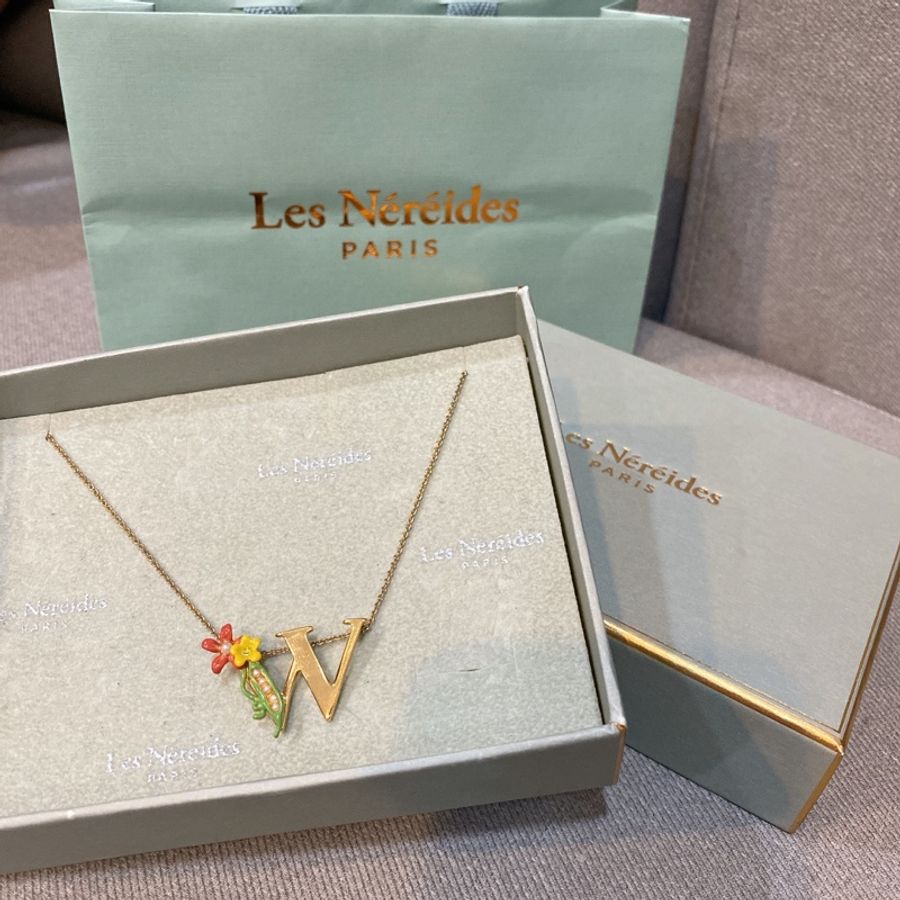 法國品牌Les Nereides花樣碗豆W英文字母項鍊-4