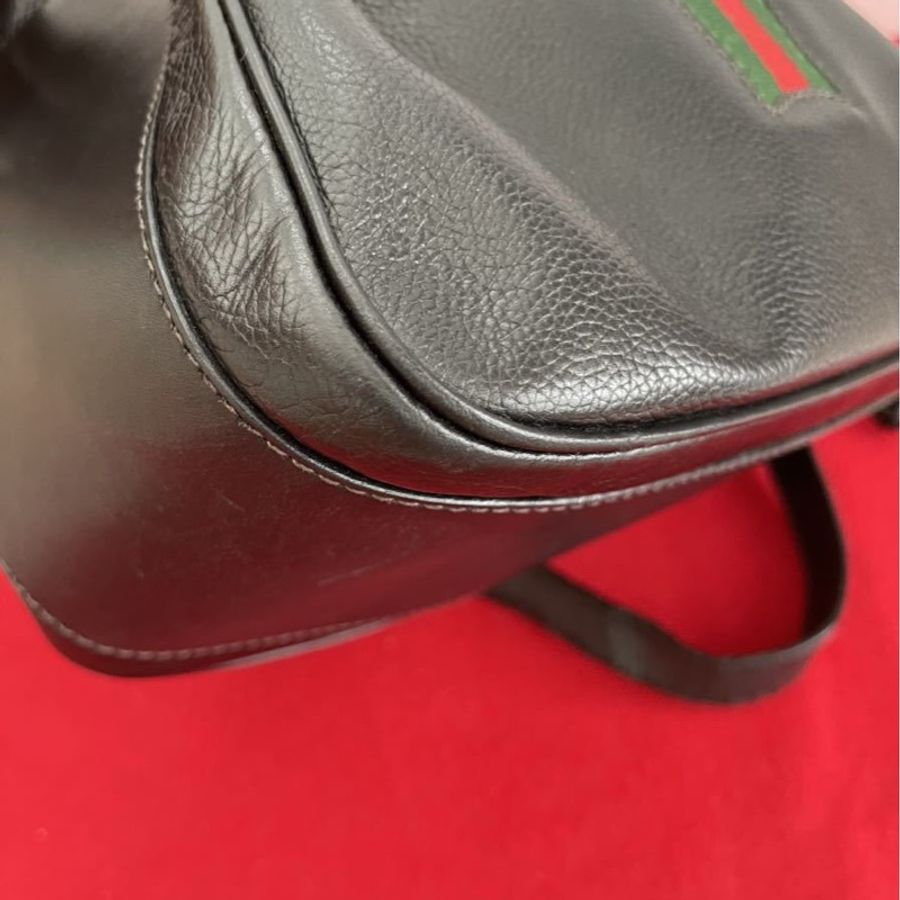 Gucci 黑色水桶包-1
