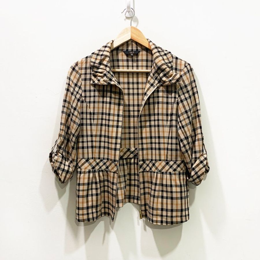 DAKS 經典格紋羊毛 短版紗質感折袖外套 品牌金屬鈕扣【壽司羊羊】二手衣-0