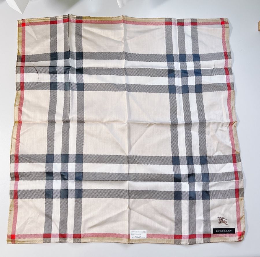 全新Burberry 方巾-0