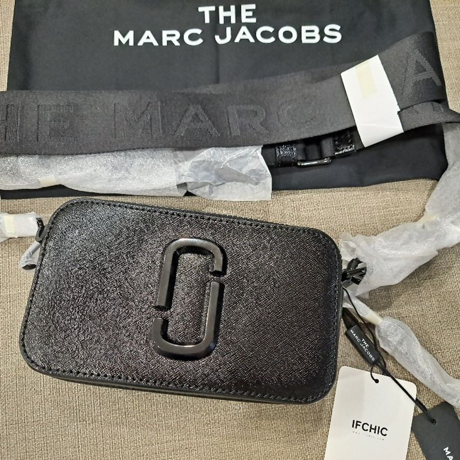 MARC JACOBS 相機包-1