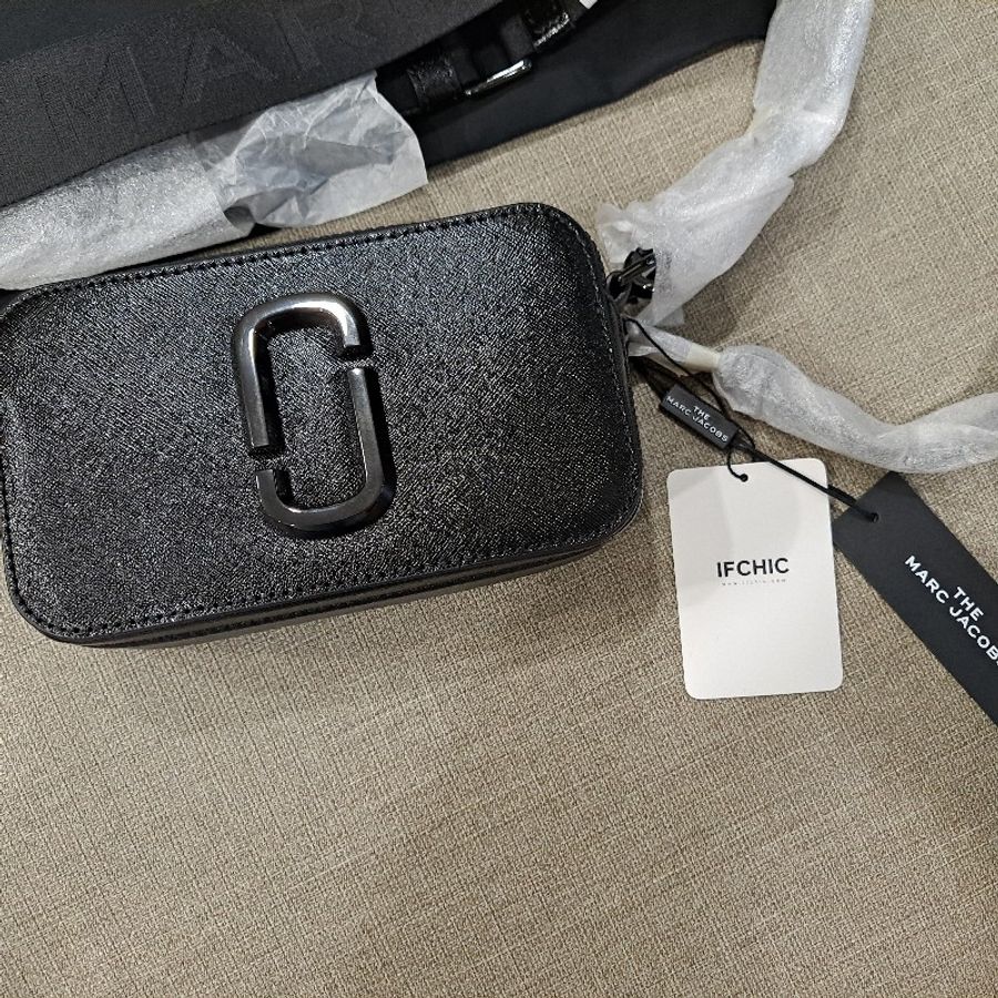 MARC JACOBS 相機包-2