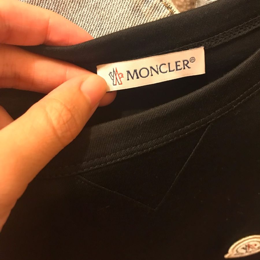 Moncler雙標短T女版M-3