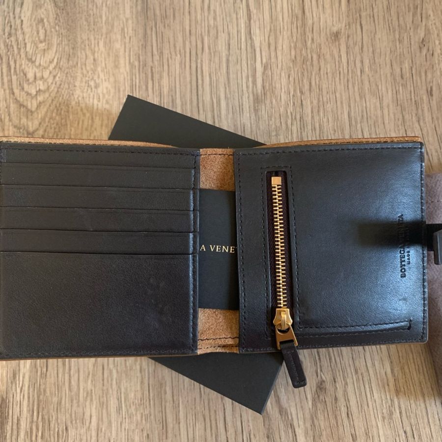Bottega Veneta BV 皮夾 真品-3