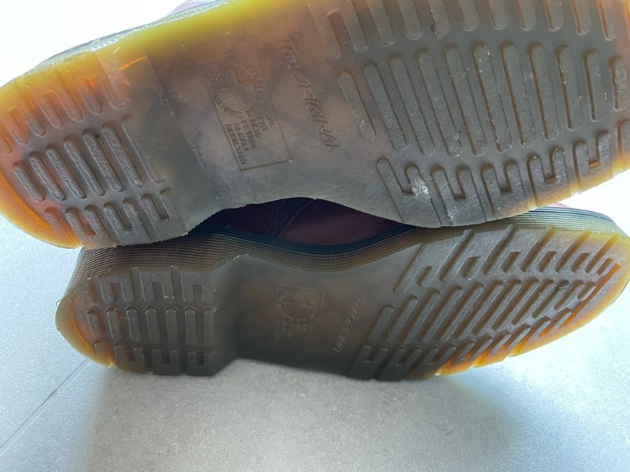 Dr.Martens 經典酒紅中筒靴 狀況極好-7