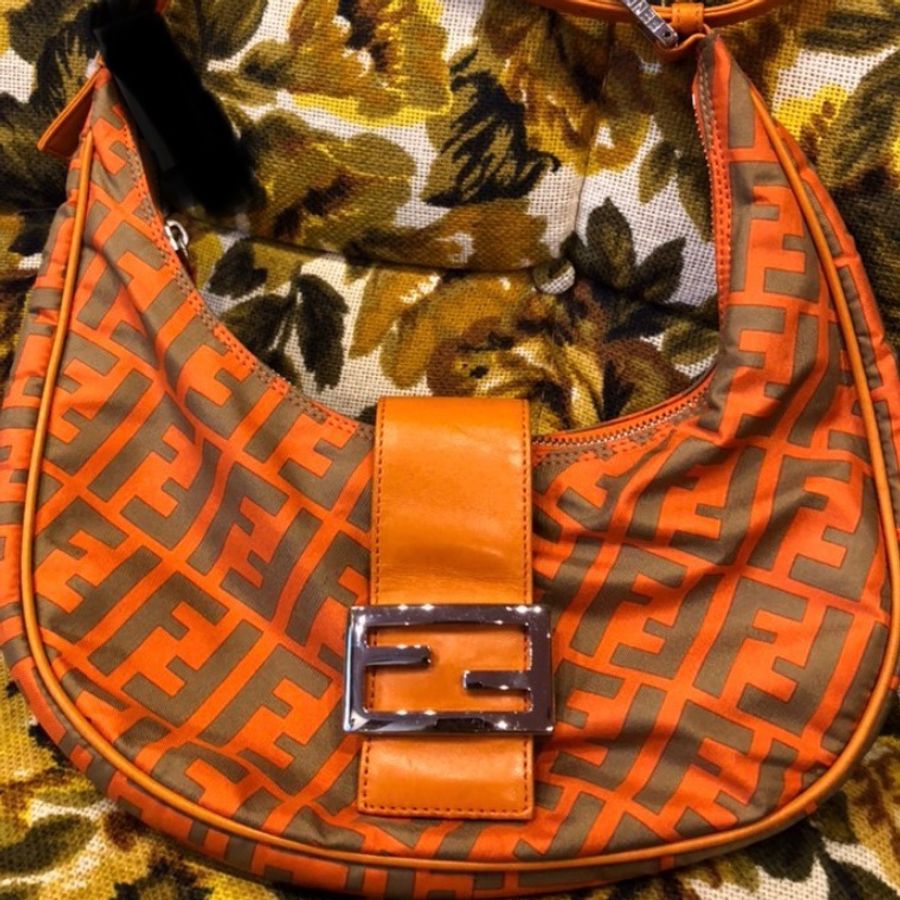 Fendi 尼龍腋下包-0