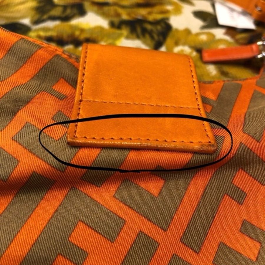 Fendi 尼龍腋下包-7