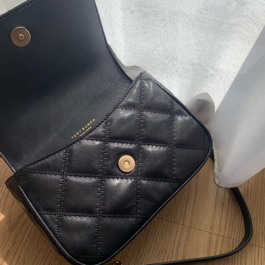 Tory Burch Willa 菱格紋小香風包-1